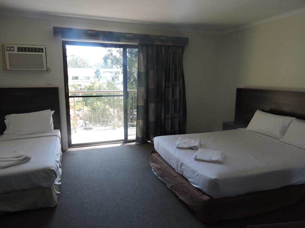 Town & Country Motel Nerang Szoba fotó